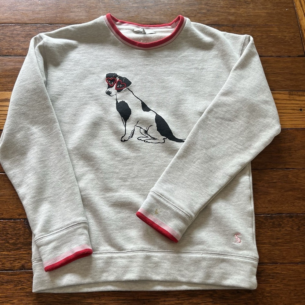 Small Size 4  gray Joules Presley sweatshirt features a graphic of a dog